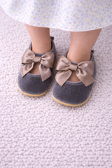 Grey Bow Shoes - SG-12