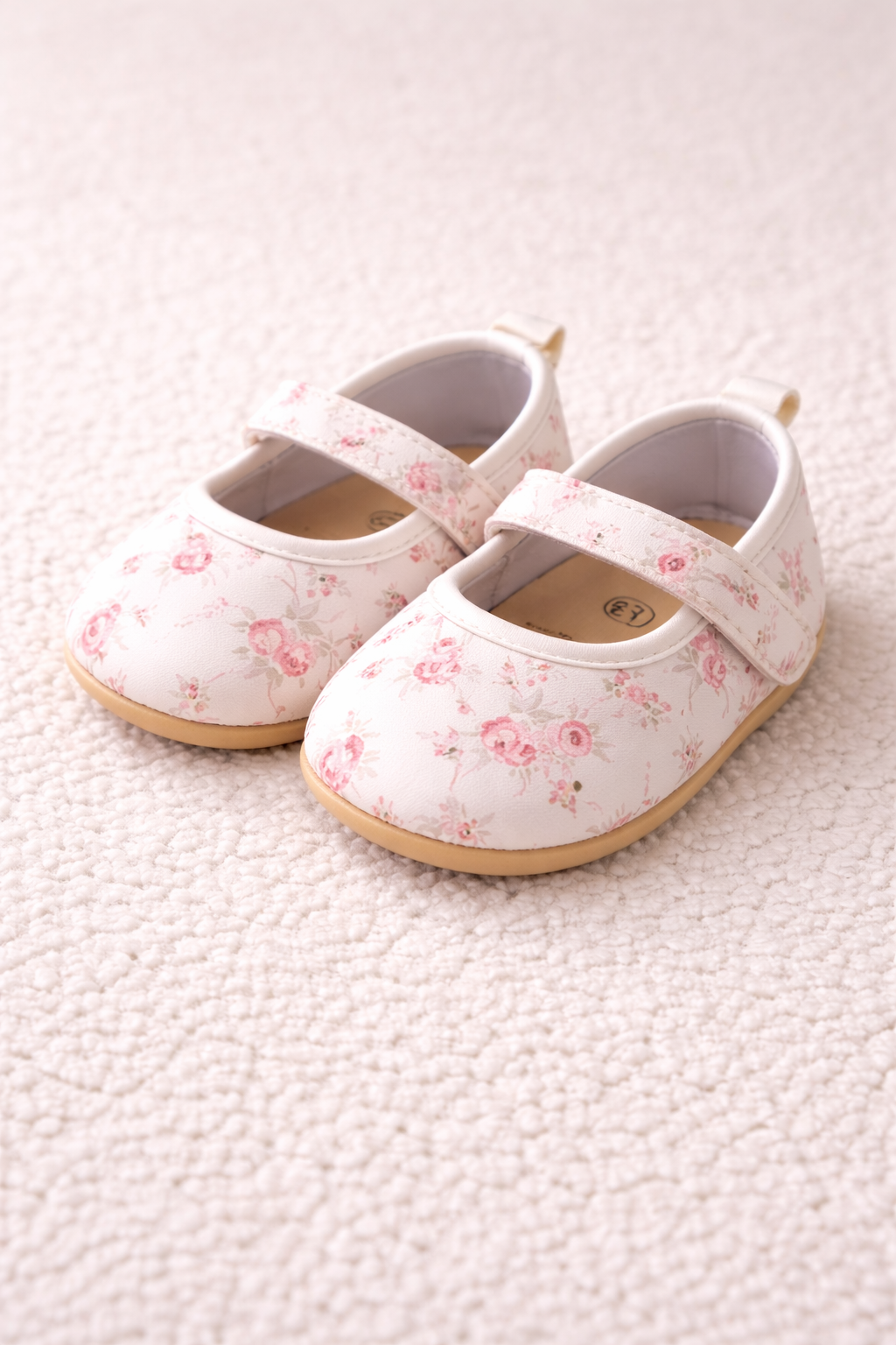 White Floral Shoes - SG-17