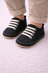 Black Sneakers - SU-07
